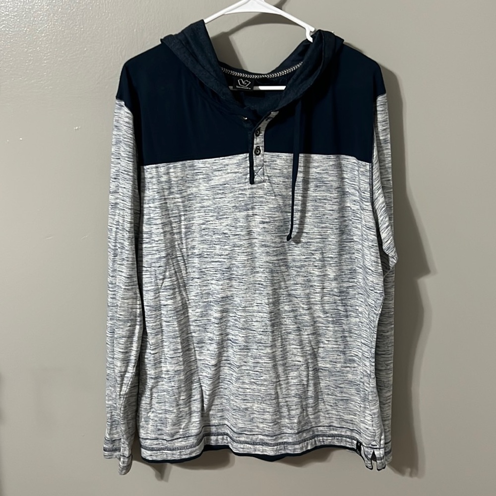 Men’s x-large two toned Henley hoodie.